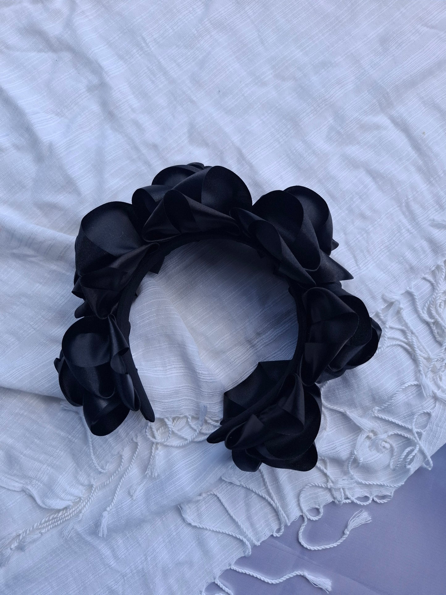 Diadema Artesanal de Rosas Grandes.