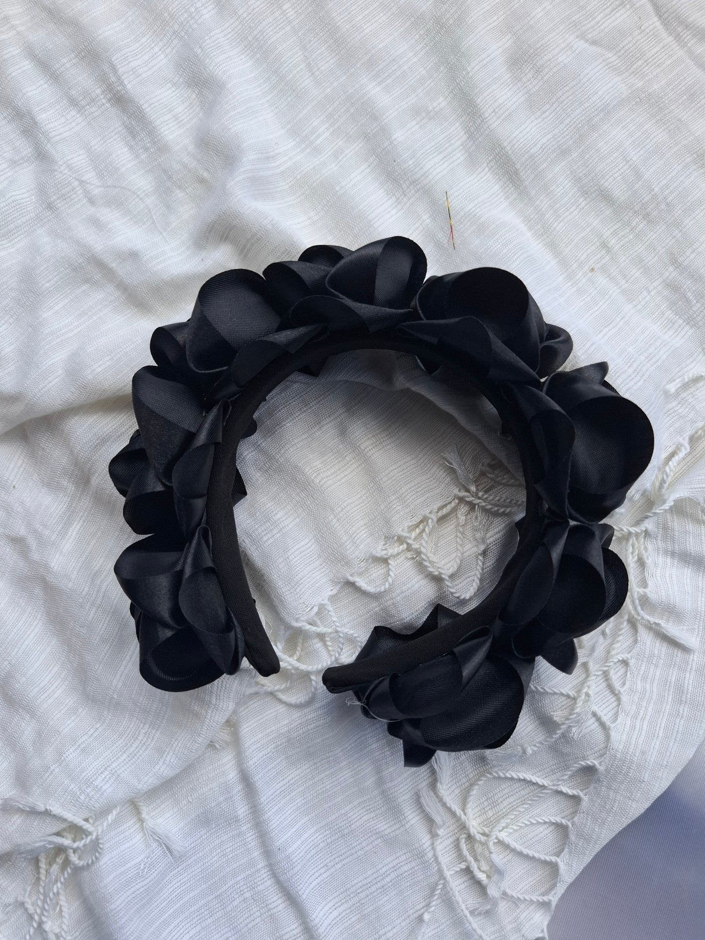 Diadema Artesanal de Rosas Chicas.