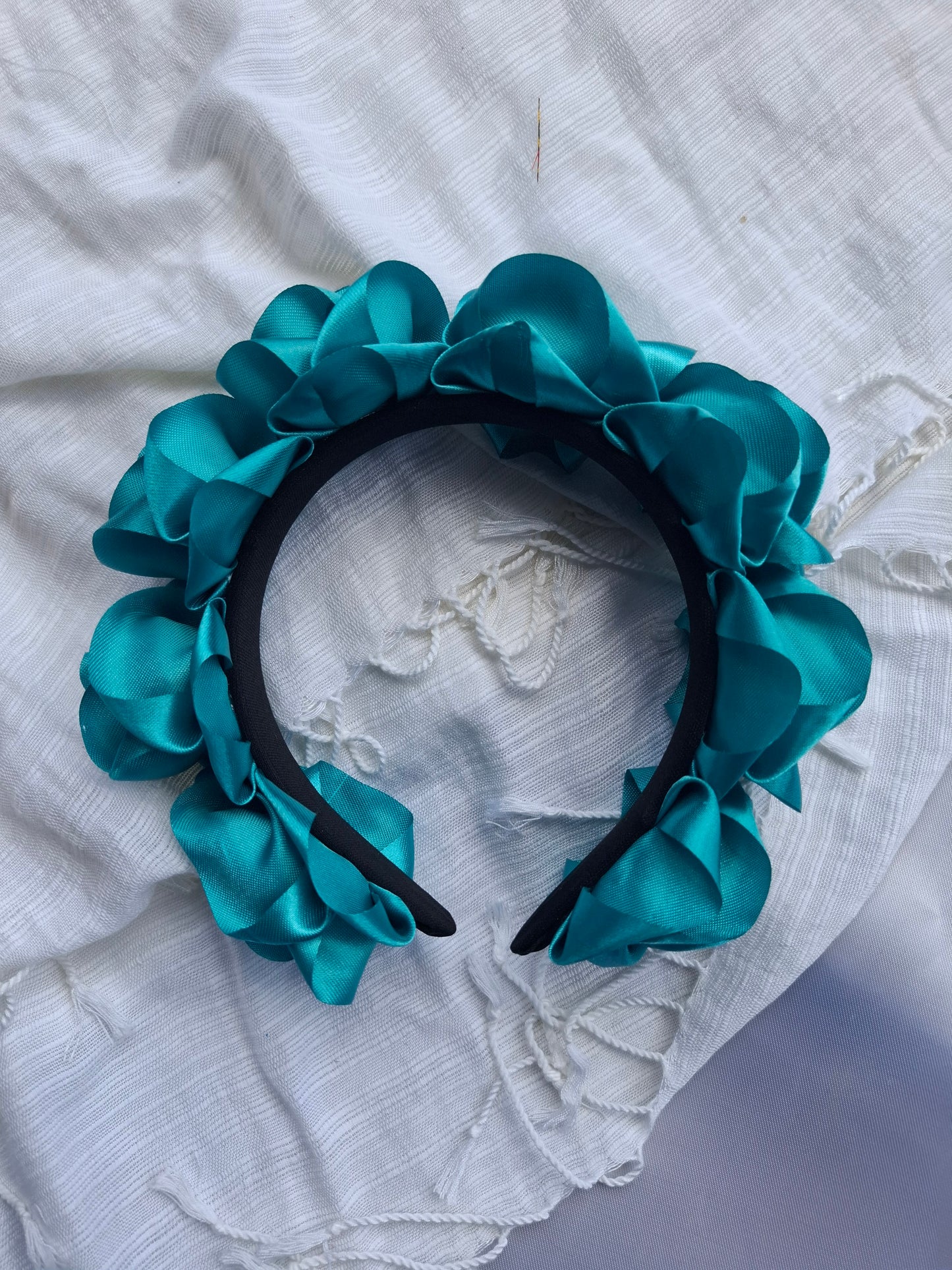 Diadema Artesanal de Rosas Chicas.