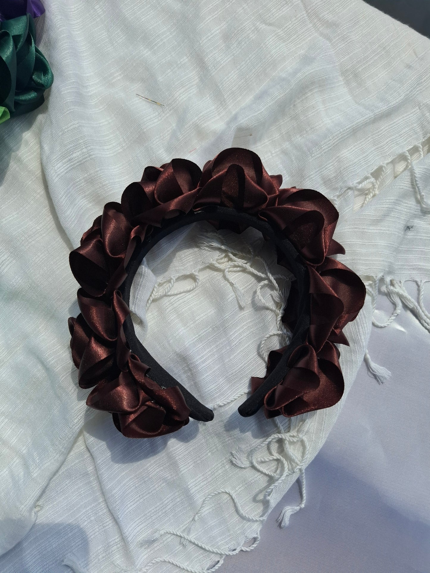 Diadema Artesanal de Rosas Chicas.