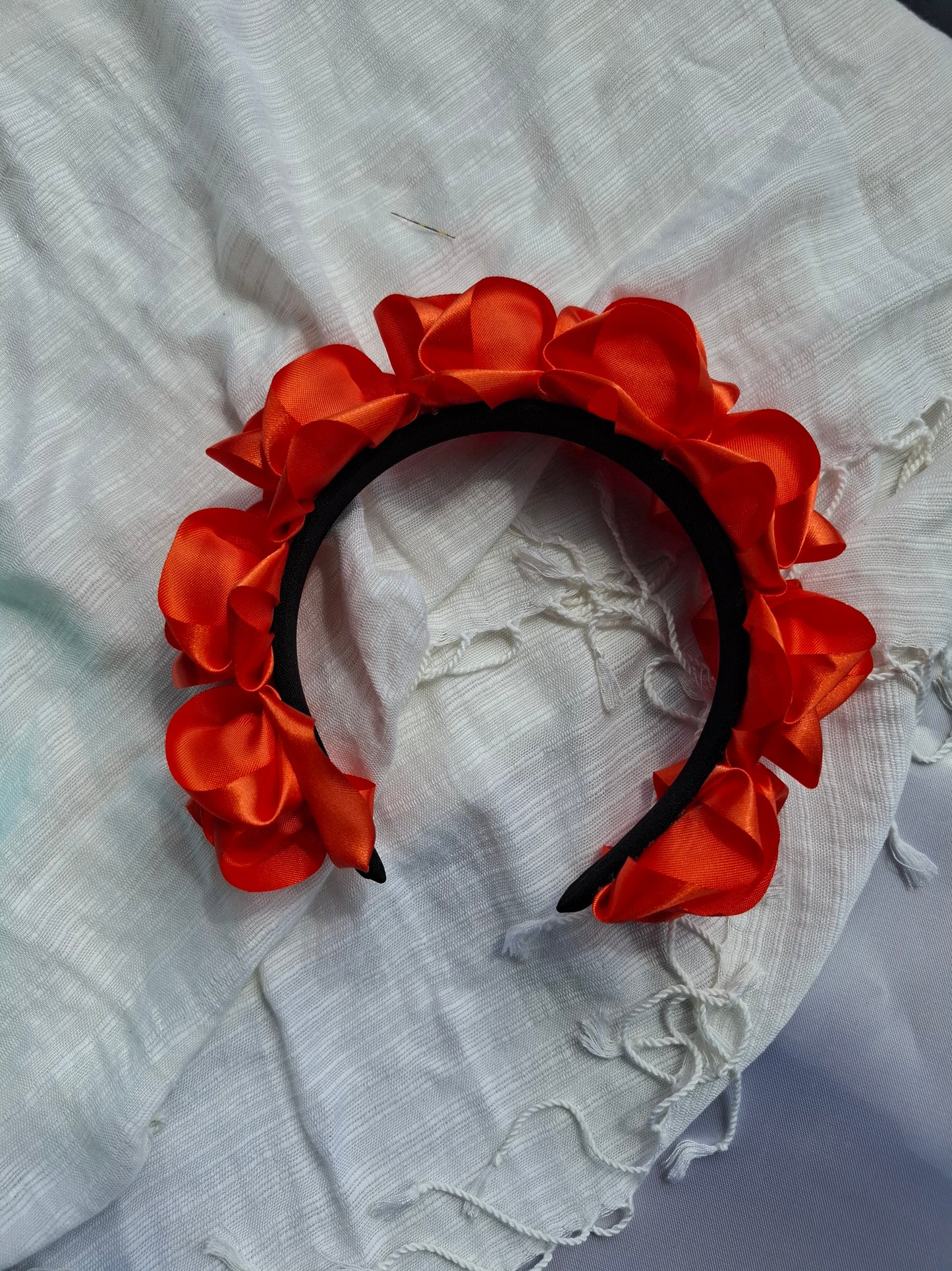 Diadema Artesanal de Rosas Chicas.