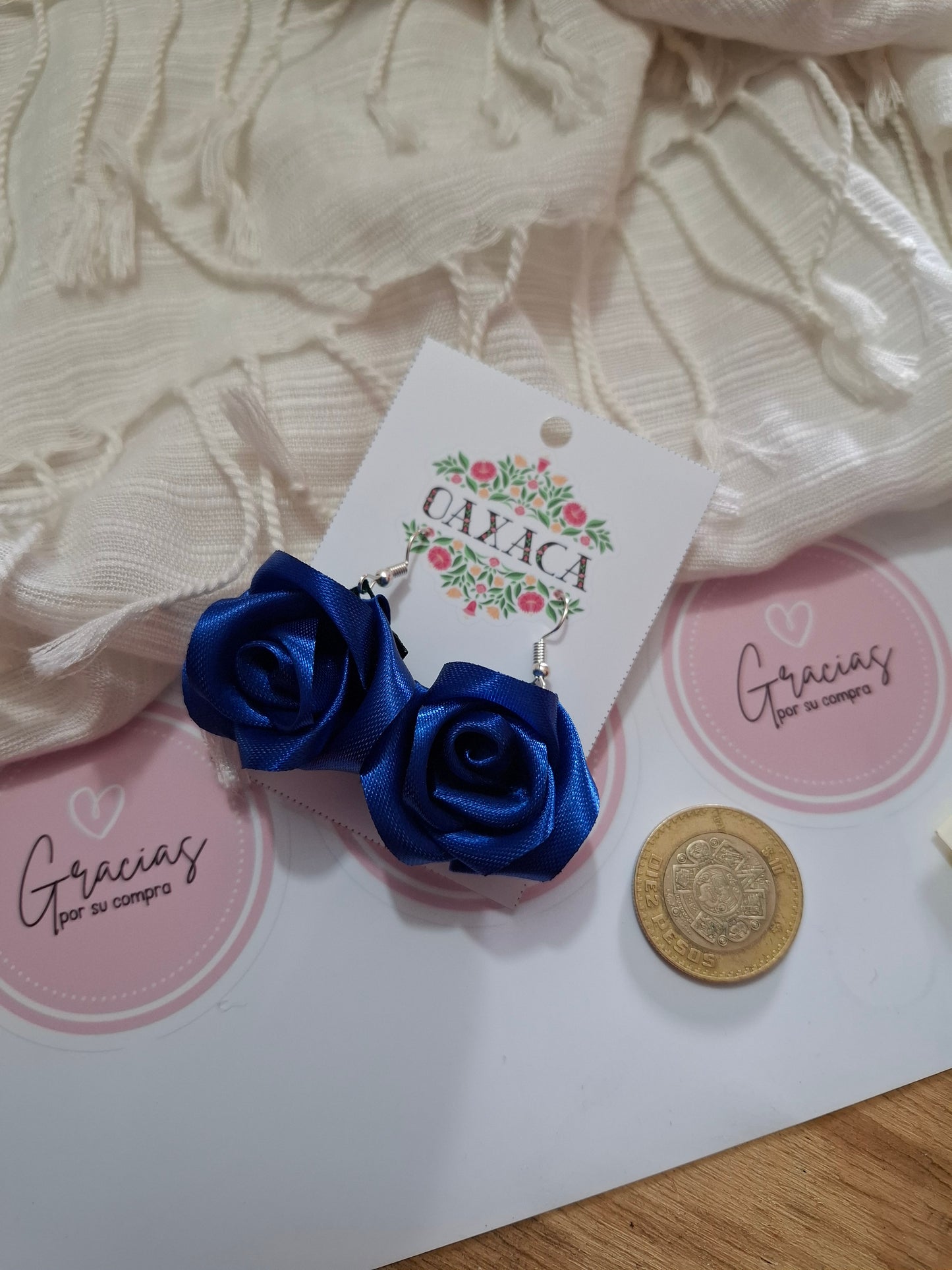 Aretes de Rosas de Listón