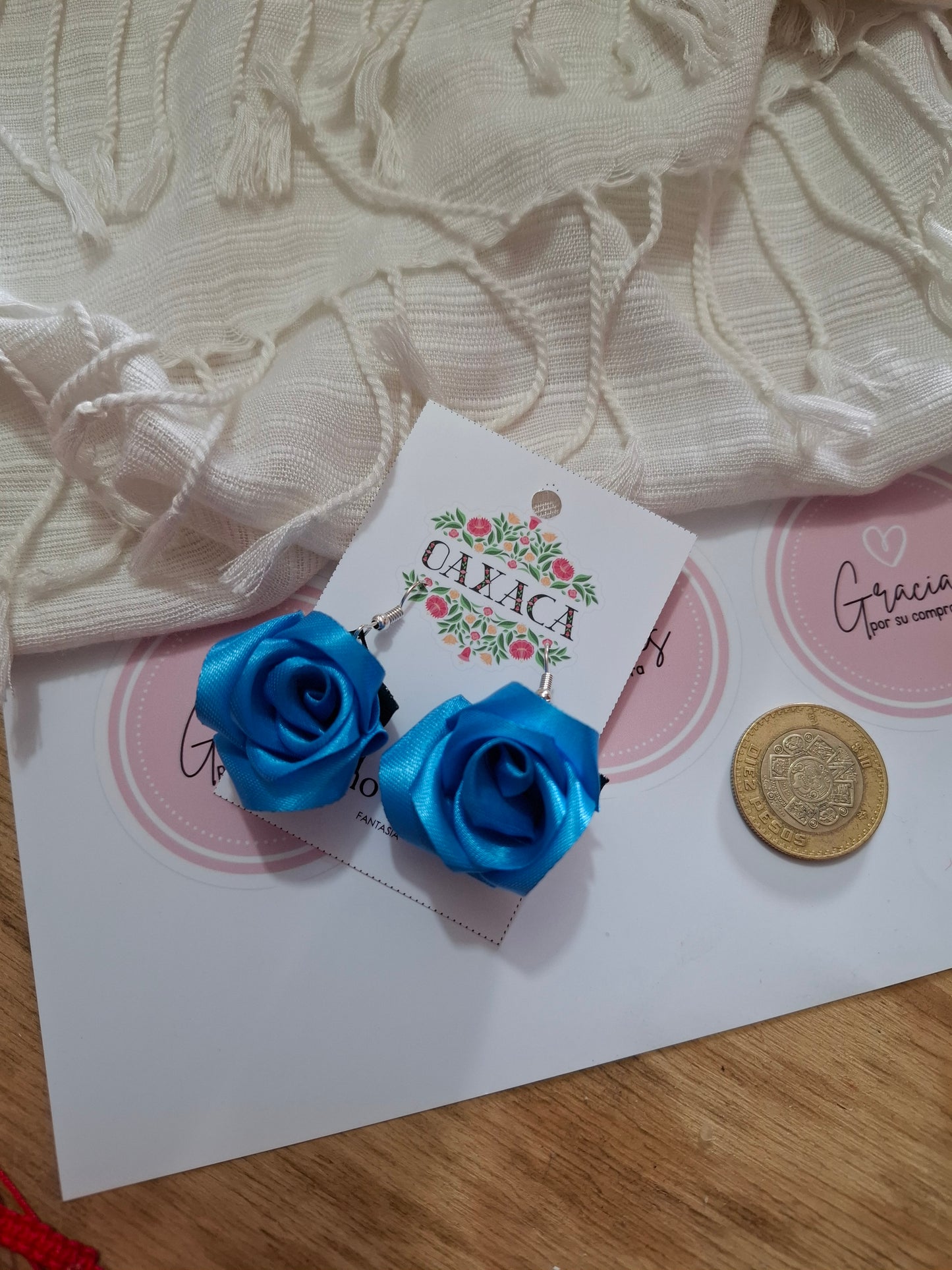 Aretes de Rosas de Listón