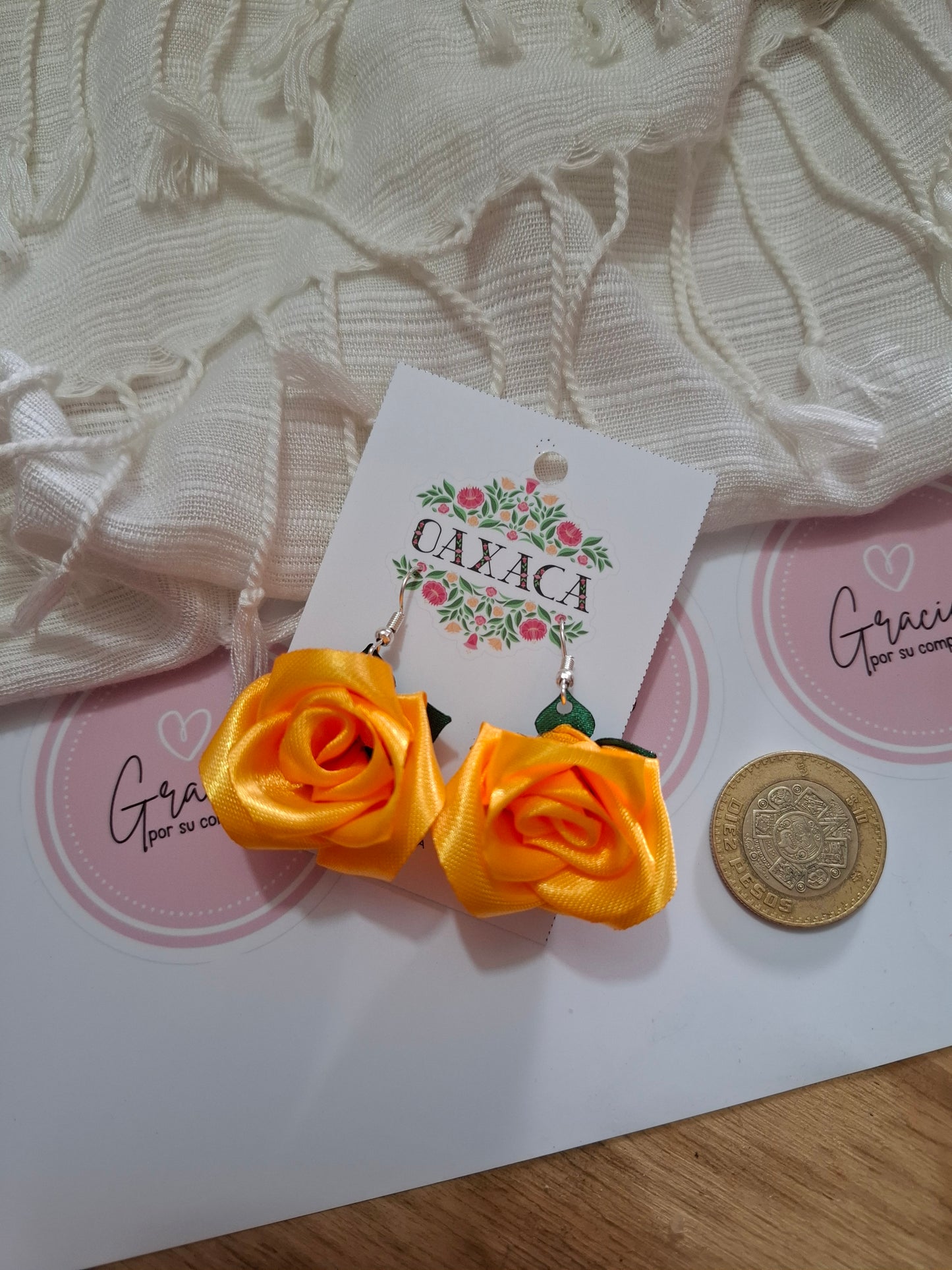 Aretes de Rosas de Listón