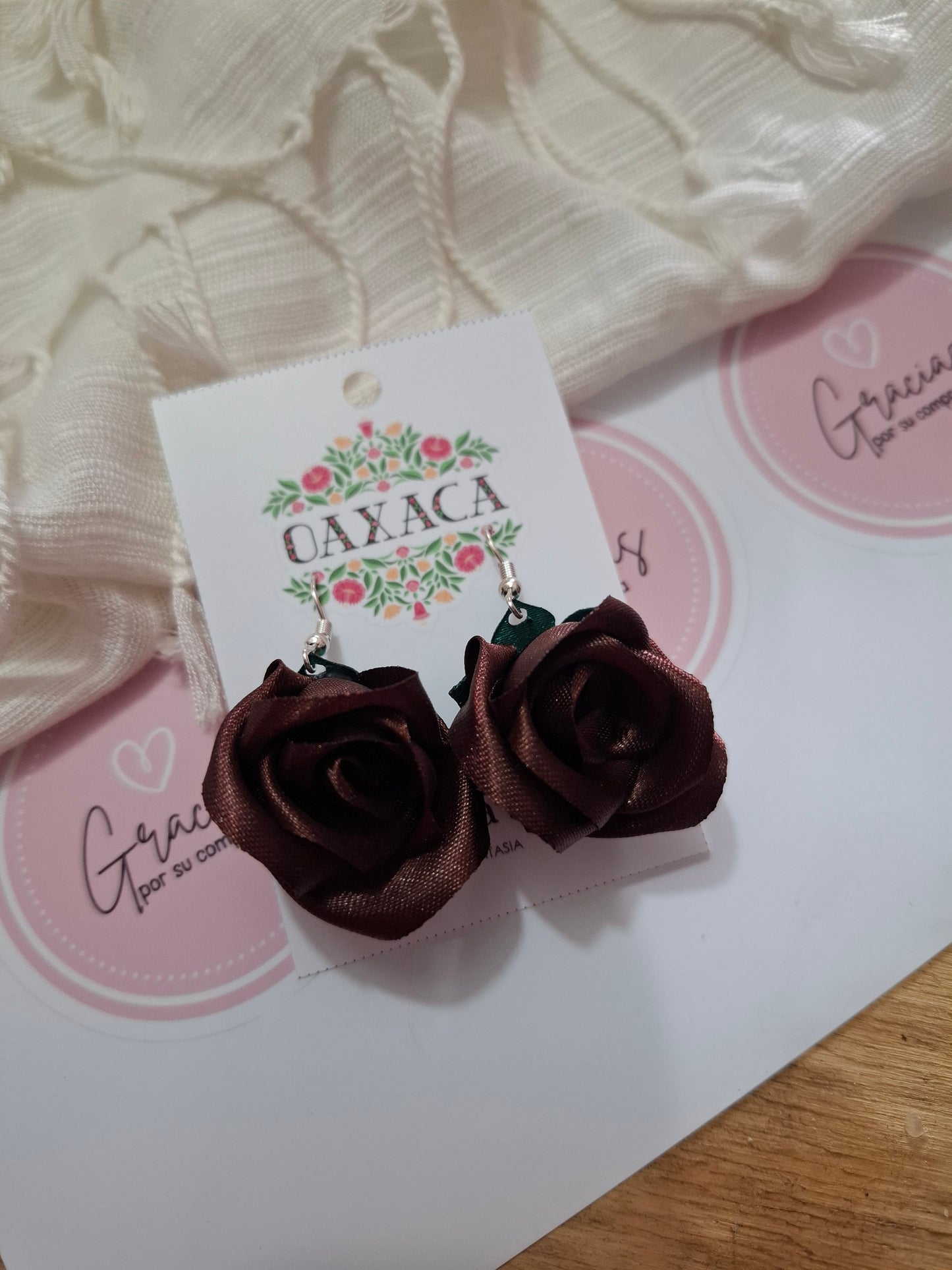 Aretes de Rosas de Listón