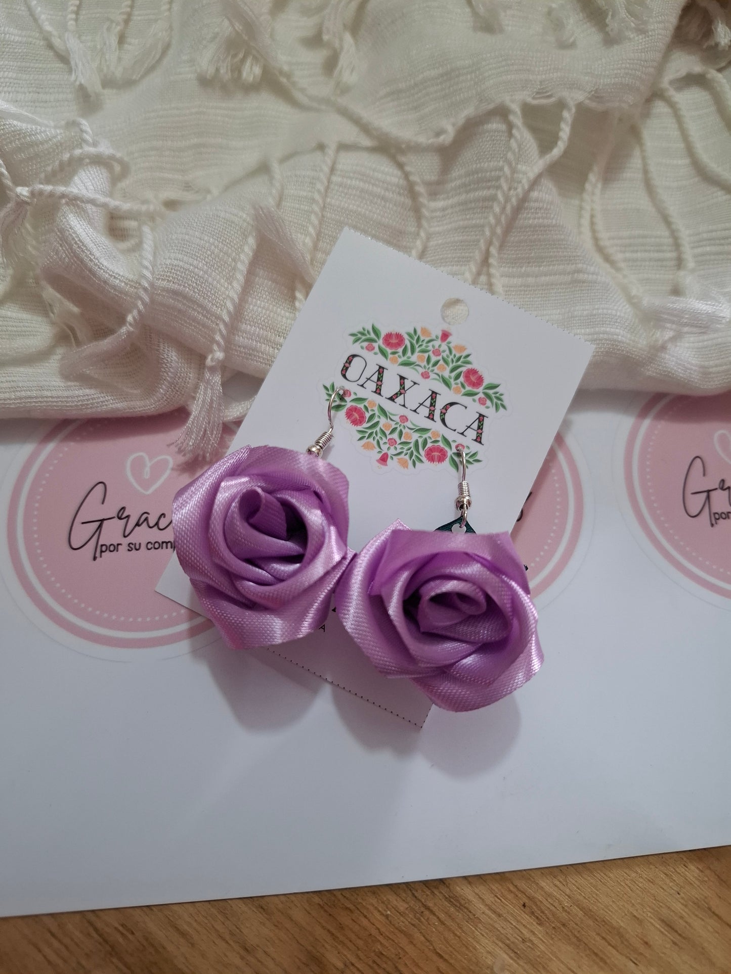 Aretes de Rosas de Listón