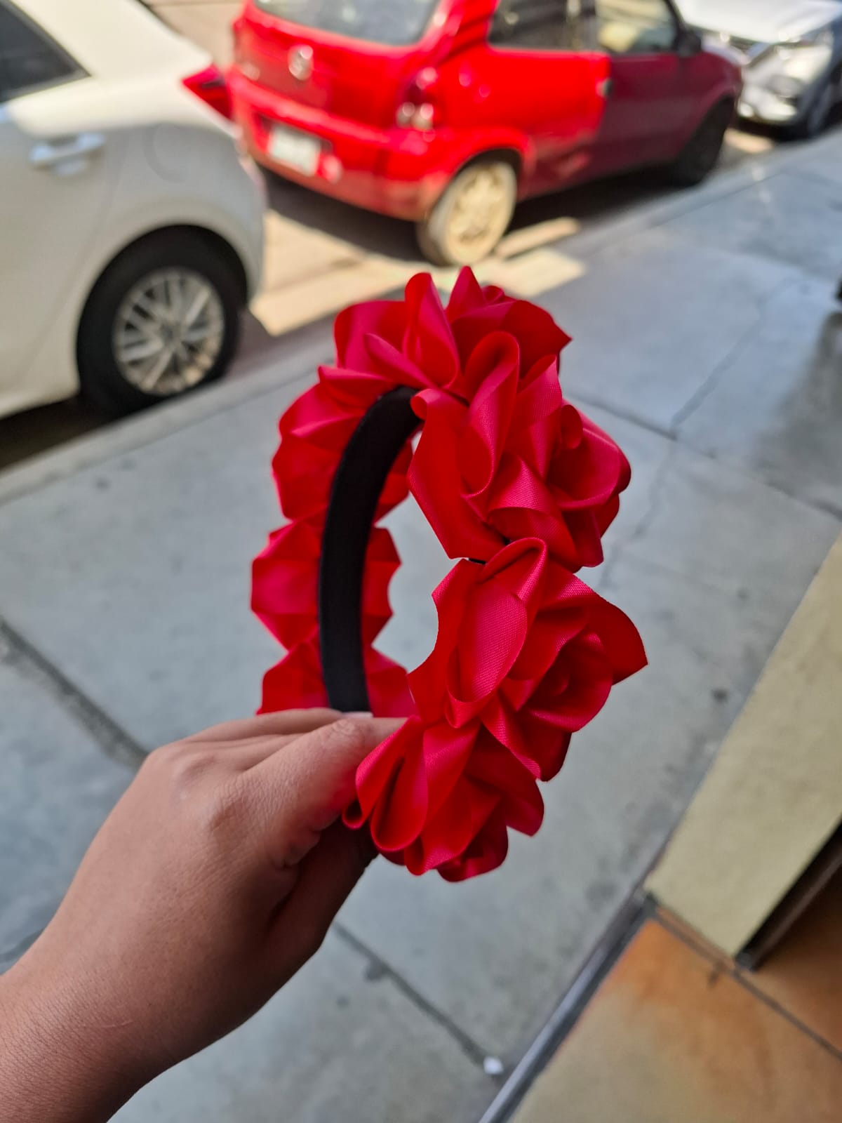 Diadema Artesanal de Rosas Chicas.