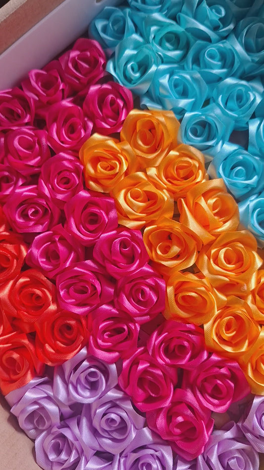 Aretes de Rosas de Listón